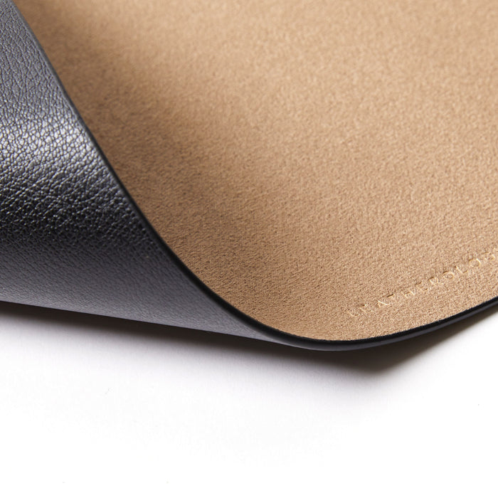 Modern-Mouse-Pad-Black-Italian-685-358-1